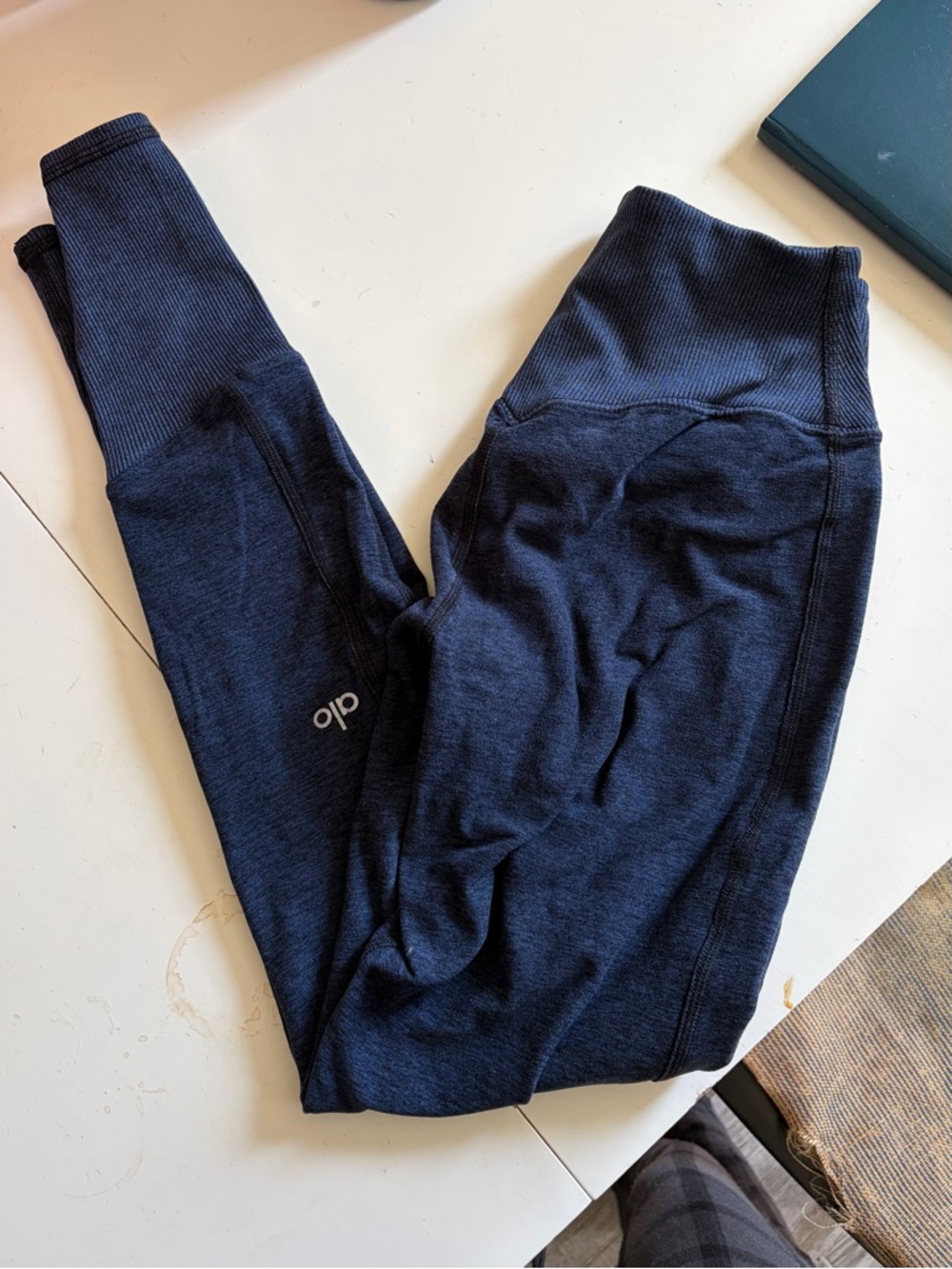 ALO Yoga Navy Leggings